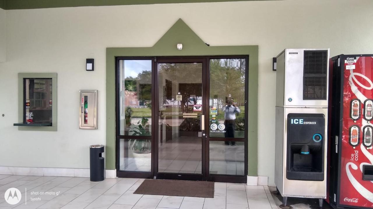 Highland Inn Denham Springs Baton Rouge East Exterior foto